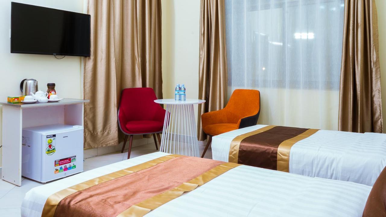 Jarin Hotel Kampala Buitenkant foto