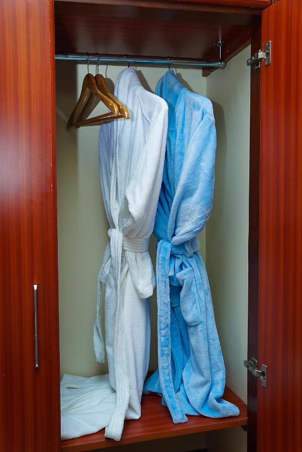 Jarin Hotel Kampala Buitenkant foto