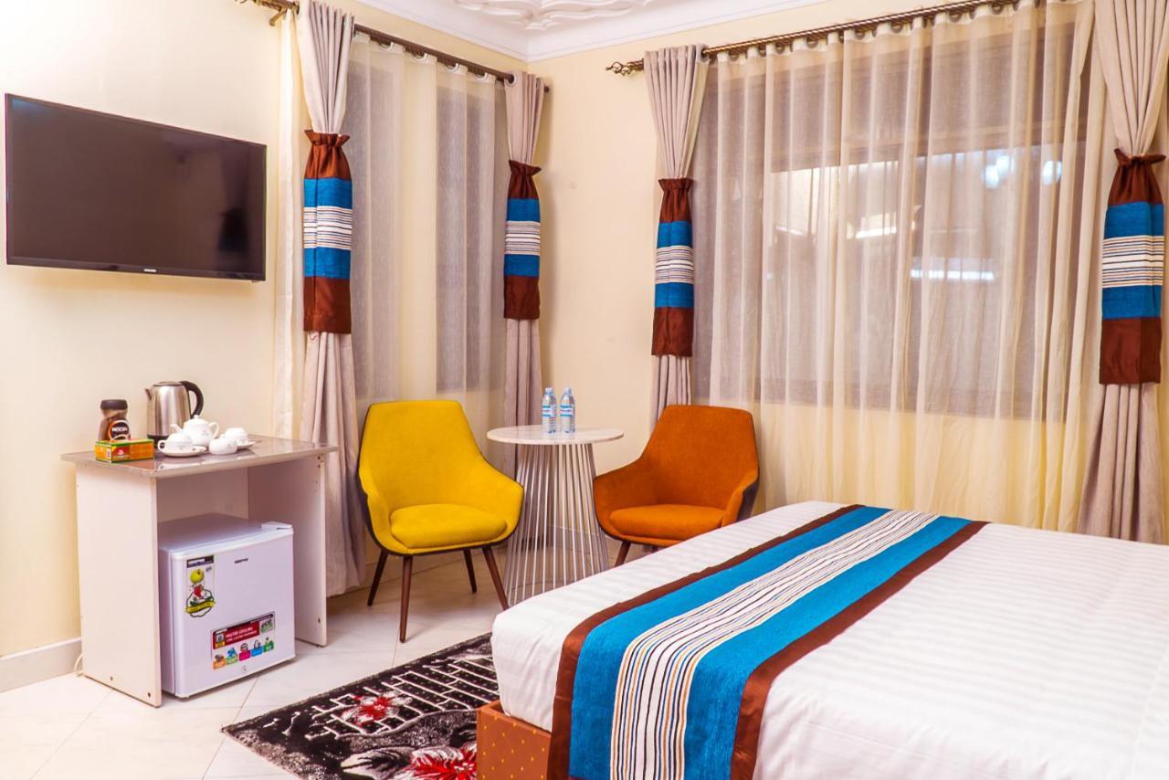 Jarin Hotel Kampala Buitenkant foto
