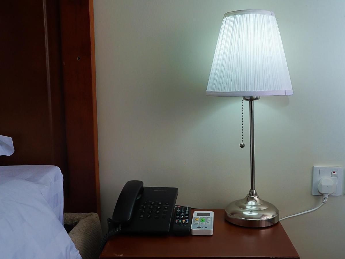 Jarin Hotel Kampala Buitenkant foto